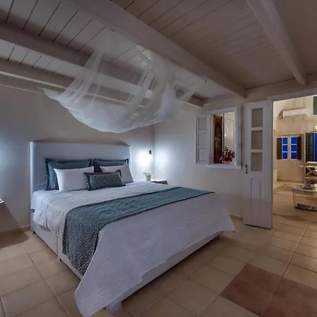 Perfect Santorini 2 Bedrooms Michelangelo Outdoor Jacuzzi Beautiful Views